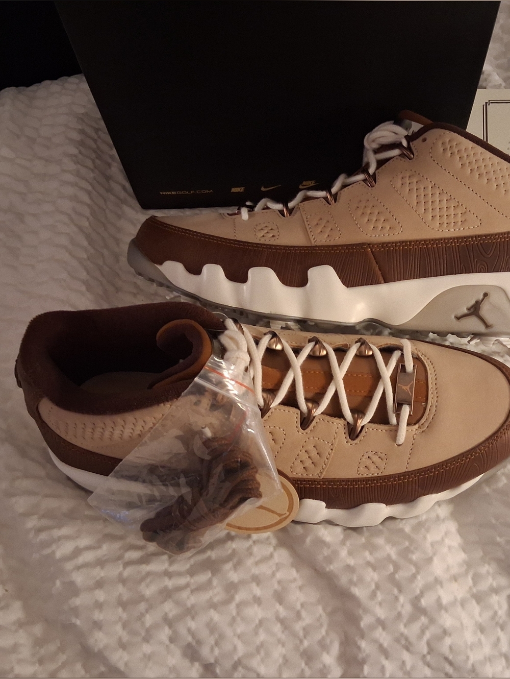 Jordan Men’s Low-Top Golf Cleats- Beige and Brown